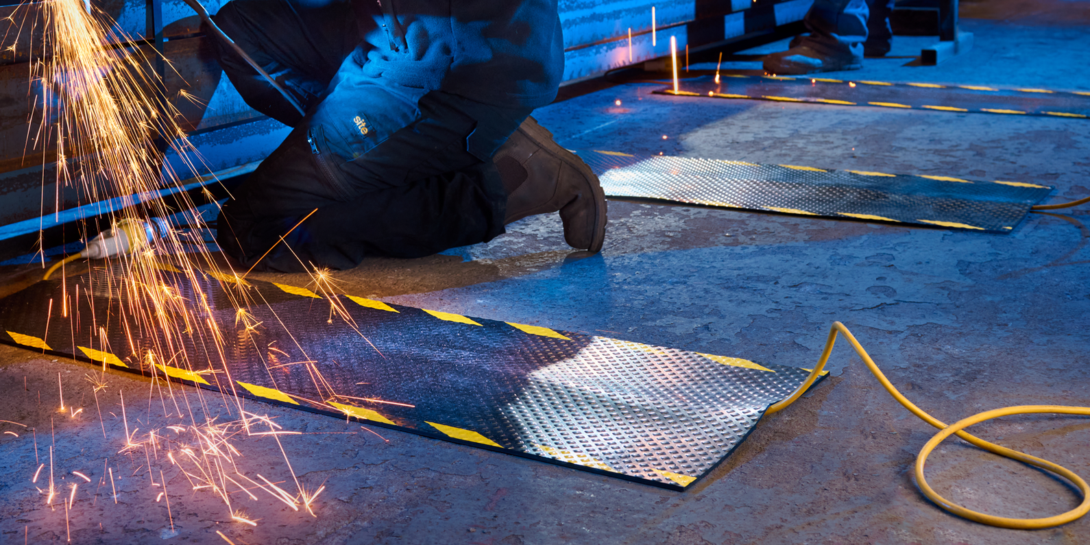 Kable-Mat Rubber Top | Cover loose cables or wires | Kleen-Tex — Kleen ...