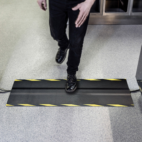 Kable-Mat Rubber Top | Cover loose cables or wires | Kleen-Tex — Kleen ...